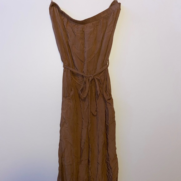 Brown jumpsuit 👘 - Picture 1 of 4